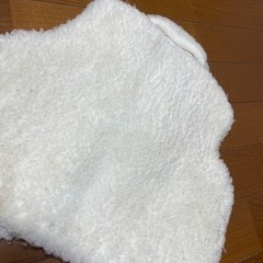 中古　モコモコ白ベストの画像