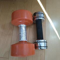 アブローラーとダンベルの画像