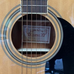 アコースティックギターの画像