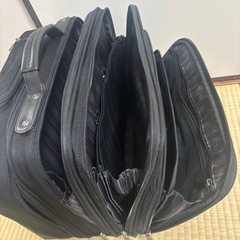 Kennethキャリー
バッグの画像