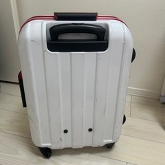 スーツケースの画像