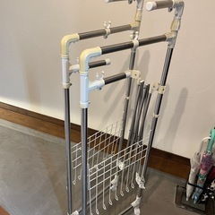 折り畳み物干し竿の画像