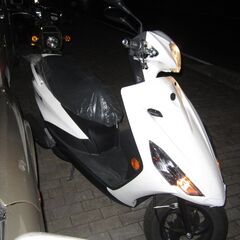 YAMAHAアクシスZ１２５入荷致しました！リフレッシュメンテナンス済みです。走行少ない極上車輛！の画像