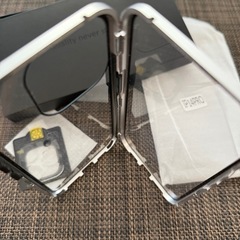 iPhone14pro両面強化ガラスカバーシルバーの画像