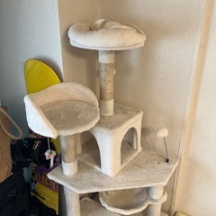 キャットタワーの画像