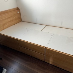 シングルベッドフレーム