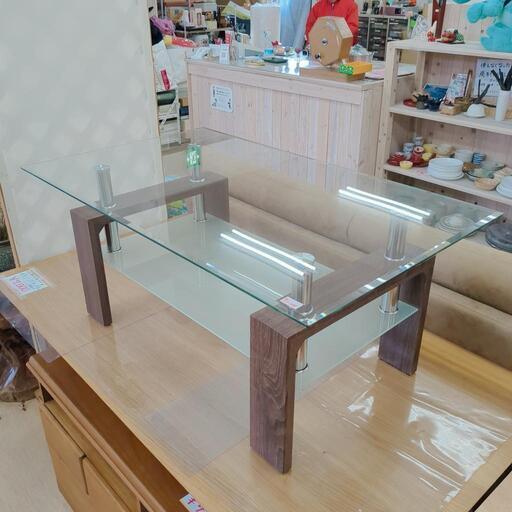 ガラステーブル☆脚木目、天板キズあり【浜村鹿野温泉ICから3分 買取本舗 宮本リサイクル 営業時間9～19時 定休日水曜のみ←連絡できませんm(_ _)m】