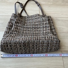 トートバッグ　ポシェットの画像