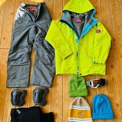 【値下げ】子供用スノーウェアセット