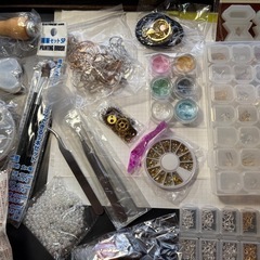 お引き取り決まりました[ほぼ未使用]レジンハンドメイドキットの画像