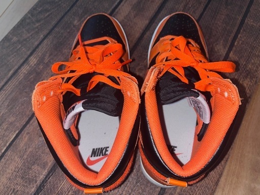 NIKE ダンクハイ　レトロ　ユニバーシティ