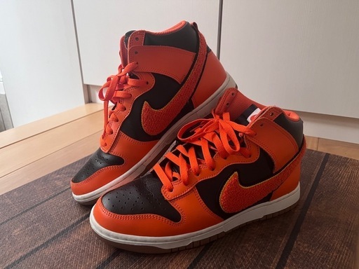 NIKE ダンクハイ　レトロ　ユニバーシティ