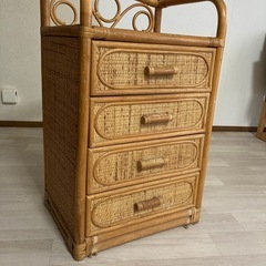 籐の小タンス