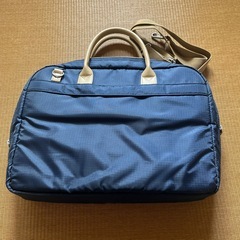 格安パソコンバックの画像