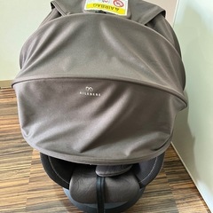 エールべべ　チャイルドシートの画像