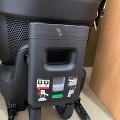 エールべべ　チャイルドシートの画像