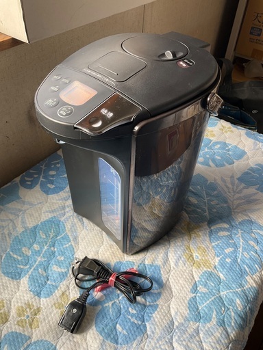 タイガー　電気ポット　魔法瓶3リットル　2022年製