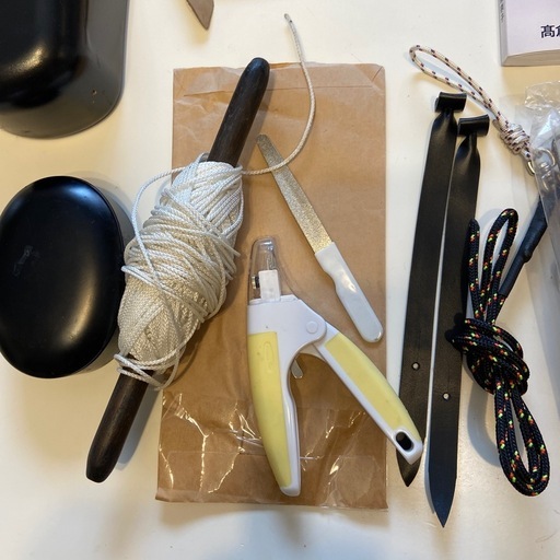 ハリスホーク飼育セットと本2冊