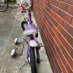 子ども用自転車　16インチ　紫の画像