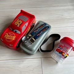 カーズ　お弁当箱の画像