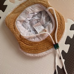 チェックのハット　試着のみ使用のほぼ新品の画像
