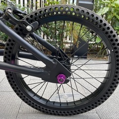 子供用 パンクしない自転車 BMX 16インチ マットブラックの画像
