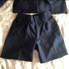135cm小学生服上下セットの画像