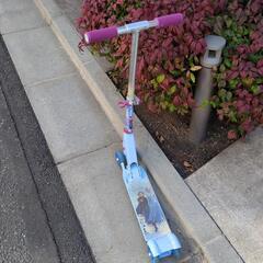 アナ雪キックスケーター