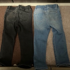 未使用品105　ベイビーgap  デニムズボン2点の画像
