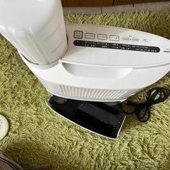 シャープ　加湿機能付 セラミックヒーターの画像