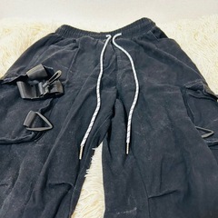 カーゴパンツ の画像