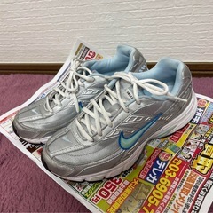 NIKEシューズ25センチの画像