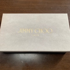 ジミーチュウの画像