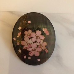 新品蝶貝ブローチ
