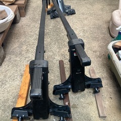 THULE製ルーフキャリアバーセット　ハイルーフ対応　鍵付き