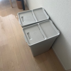 IKEAゴミ箱2個