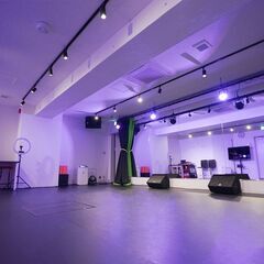 レンタルゲネプロスタジオ「FAKE STUDIO」