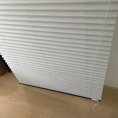 ブラインドカーテンの画像