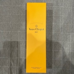 ヴーヴクリコイエローラベルの画像