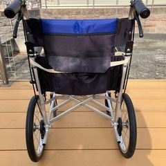 車椅子の画像