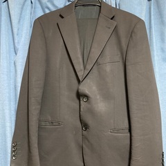 スーツ(YUKI TORII)