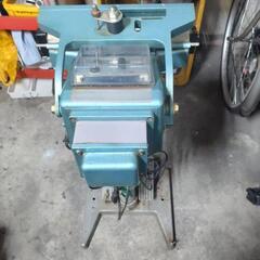 足踏みシーラー機の画像