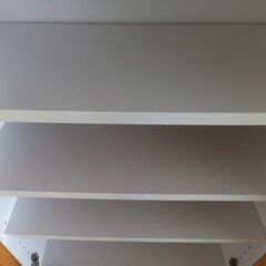 ◆食器棚◆メーカー不明　3枚扉　ロータイプ　木製　コンパクト　単身　USEDの画像