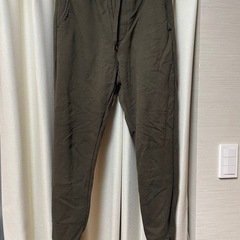 GU スウェットパンツの画像