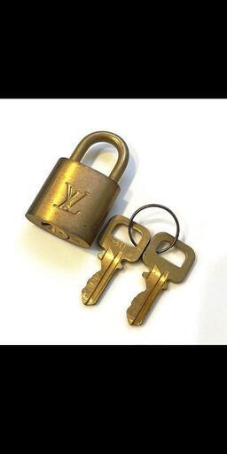 ♡LOUIS  VUITTON 南京錠  カデナキー  ゴールド♡