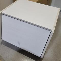 【取引中】扉付きカラーボックス　オフホワイト　幅40cm