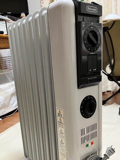 デロンギ　オイルヒーター　中古美品
