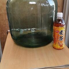 大きな瓶です