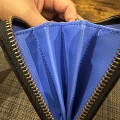 kate spade長財布ラウンドファスナーの画像