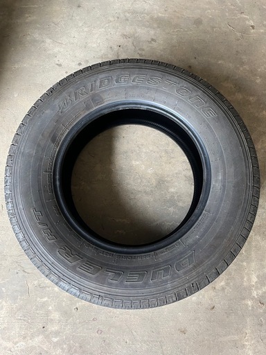 ブリッジストーン夏用タイヤー　SUV